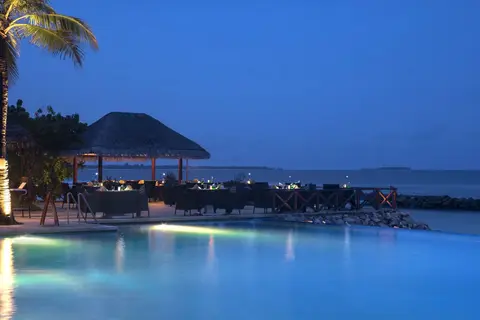 Taj Coral Reef Resort & Spa, Maldives in Nooraanee Shop 2 — foto 8