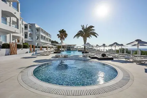 Dimitra Beach Hotel & Suites in Karaoulanis Beach Hotel, foto 2