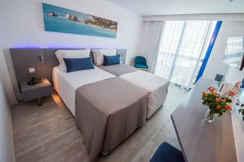 Anonymous Beach Hotel in Αγία Νάπα — foto 29