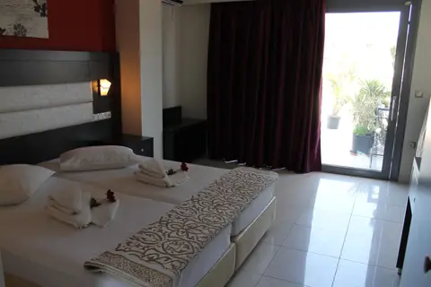 La Caretta Hotel in Alikanas — foto 23