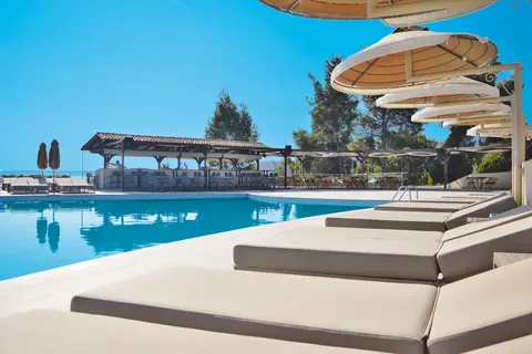 Alia Palace Luxury Resort Hotel & Villas in Πευκοχώρι — foto 5