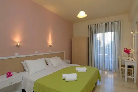 Costas & Chrysoula in Πλακιάς — foto 20