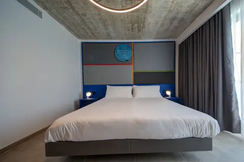 IKYK Hotel in San Ġiljan — foto 5