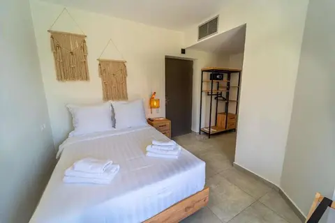 Niso Skiathos in Σκιάθος — foto 18