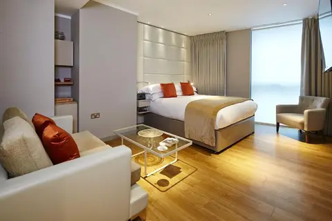 Cheval Three Quays in Londen — foto 8