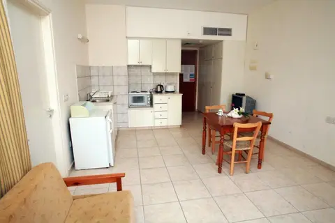 New York Plaza Hotel Apartments in Paphos — foto 11