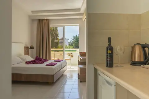 Stamos Hotel in Faliraki — foto 21