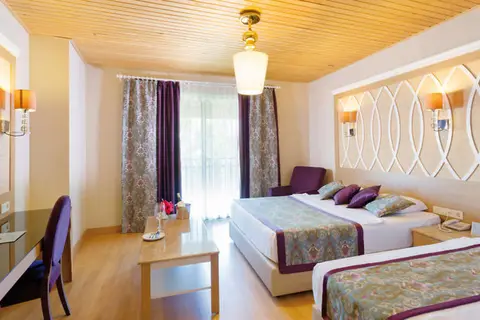 Quattro Family Club Dem Hotel in Alaşehir — foto 3