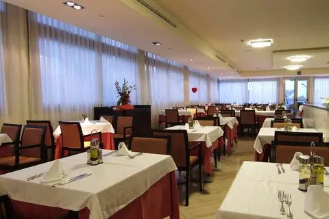 Sandos Monaco Beach Hotel & Spa in Benidorm — foto 13