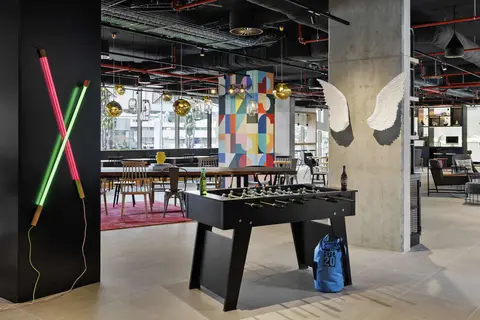 Moxy Alfragide Lisboa in Amadora — foto 4
