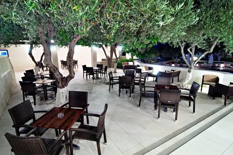 Ourania Apartments in Δημοτική Ενότητα Γουβών — foto 30