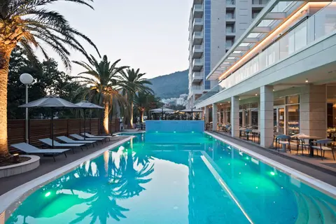 Hotel Ami Budva Petrovac in Petrovac na Moru — foto 11