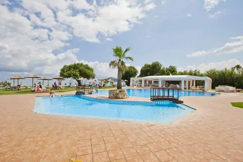 Geraniotis Hotel & Resort in Γεράνι — foto 11