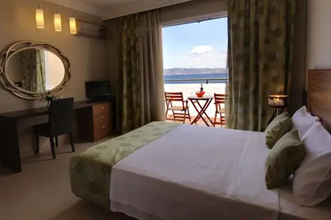 Sunrise Resort in Μόλυβος — foto 2