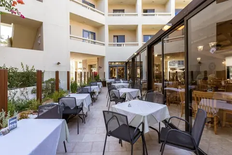 Pearl Beach Hotel in Rethimnon — foto 15
