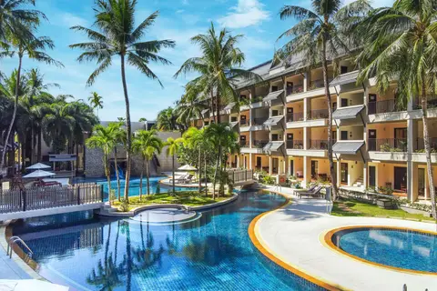 Radisson Resort and Suites Phuket in ตำบลเชิงทะเล — foto 13