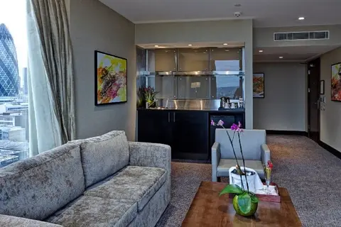 Leonardo Royal Hotel London Tower Bridge in Londen — foto 12