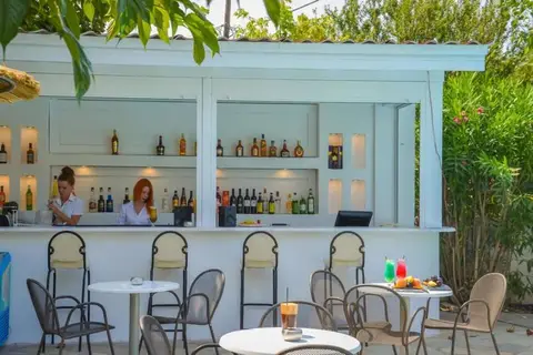 Inspira Boutique Hotel in Πρίνος — foto 6