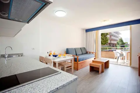 Aparthotel Voramar in Cambrils — foto 17