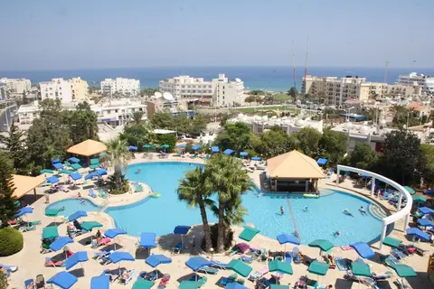 Antigoni Hotel in Παραλίμνι — foto 21