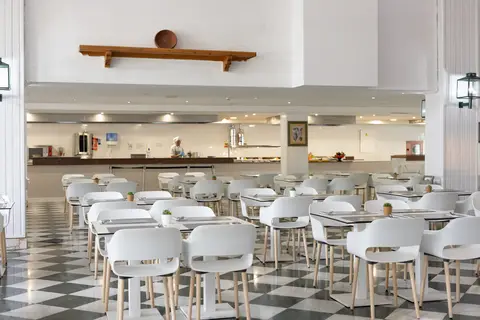 Hotel BlueSea Costa Bastian in Costa Teguise — foto 28