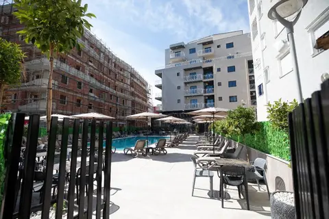 Hotel Apart Resilient in Golem