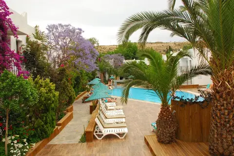 Flora Hotel in Bodrum — foto 2