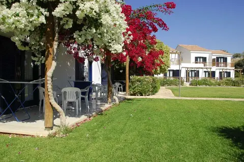 Hylatio Tourist Village in Πισσούρι — foto 9