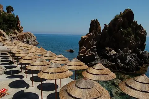 Hotel Kalura in Cefalu — foto 22