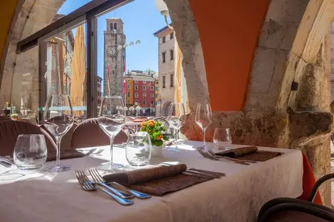 Portici Romantic & Wellness in Riva del Garda — foto 6