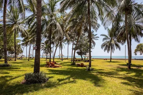 Neptune Paradise Beach Resort & Spa in Kasemeni ward — foto 26