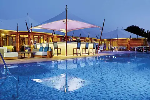 The Ritz-Carlton Ras Al Khaimah Al Hamra Beac in Al Hamra Golf Club — foto 8