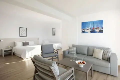 Harmony Bay Hotel in Limassol — foto 22