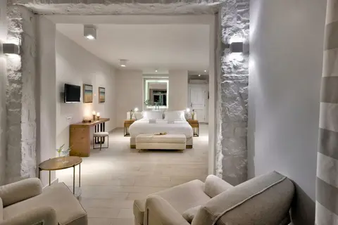 Nissaki Boutique Hotel in Πλατύς Γιαλός — foto 15