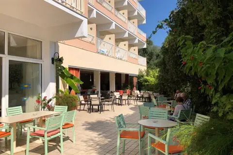 Ipsos Beach Hotel in Ypsos — foto 17