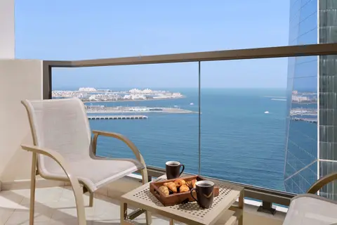 Mövenpick Hotel Jumeirah Beach in دبي — foto 2