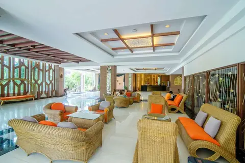Golden Beach Cha-am Hotel in ชะอำ — foto 18