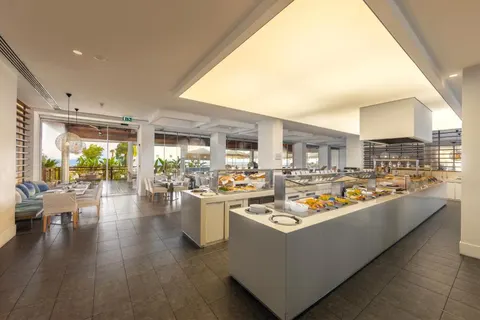 Hotel Capo Bay in Paralimni — foto 13