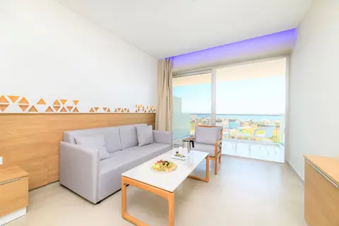 Tasia Maris Seasons Hotel in Ayia Napa — foto 9