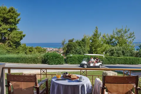 Alia Palace Luxury Hotel and Villas in Pallini Municipal Unit, foto 2