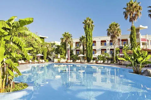 Apollon Hotel in Lambi