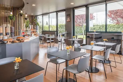 Ibis Firenze Prato Est in Campi Bisenzio — foto 4