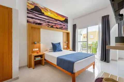 Vibra Monterrey in Sant Josep de sa Talaia — foto 3