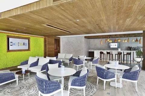 DoubleTree by Hilton Dubai - Business Bay in دبي — foto 12