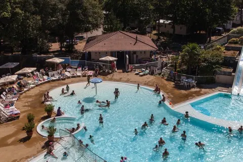 Camping Les Pierres Couchées foto 12