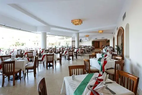 The Three Corners Fayrouz Plaza Beach Resort in بور غالب — foto 25