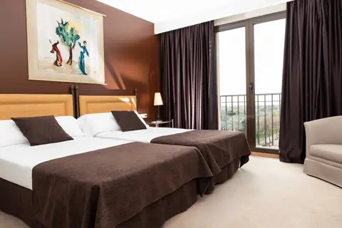 Hotel Termes Montbrio in Montbrió Del Camp — foto 8