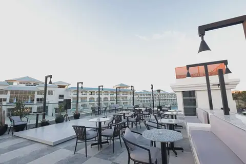 Flow Spectrum Resort Sahl Hasheesh in Arrivals Piazza — foto 2