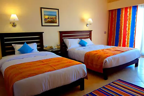 Viva Blue Resort & Diving in Coraya Divers Naga Bay — foto 5