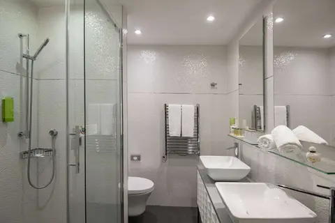 Golden Tulip Hotel de Paris in Cannes — foto 20